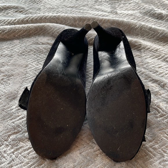 Amanda Smith 242 Gwen Black Velvet Heels - Peep Toe - Size 9 1/2 - Picture 5 of 7